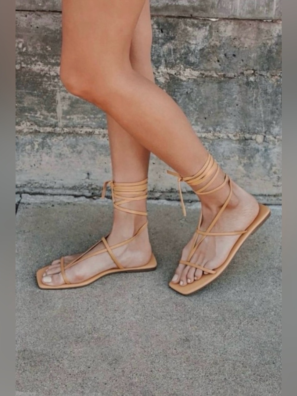 NIB Lulu’s Aisya Tan Lace-Up Flat Sandals 5.5
